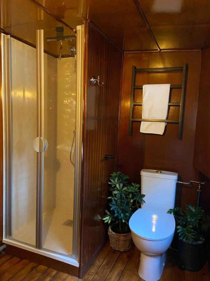 Studio Sur La Peniche Santa Julia A Chantilly Insolys Saint-Leu-d'Esserent Екстер'єр фото